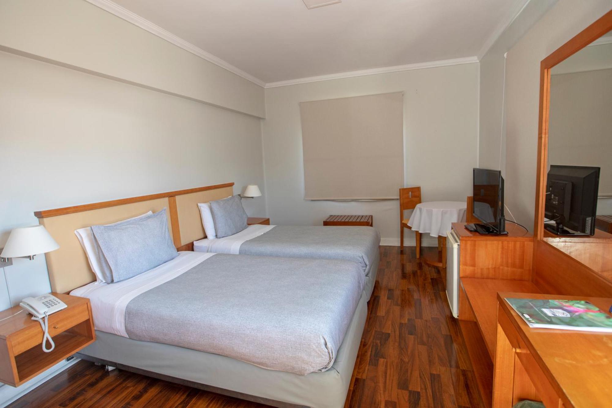 Gran Hotel Vicente Costanera Пуэрто-Монт Экстерьер фото
