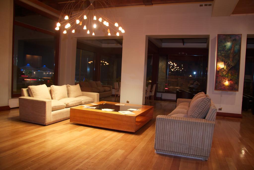 Gran Hotel Vicente Costanera Пуэрто-Монт Экстерьер фото